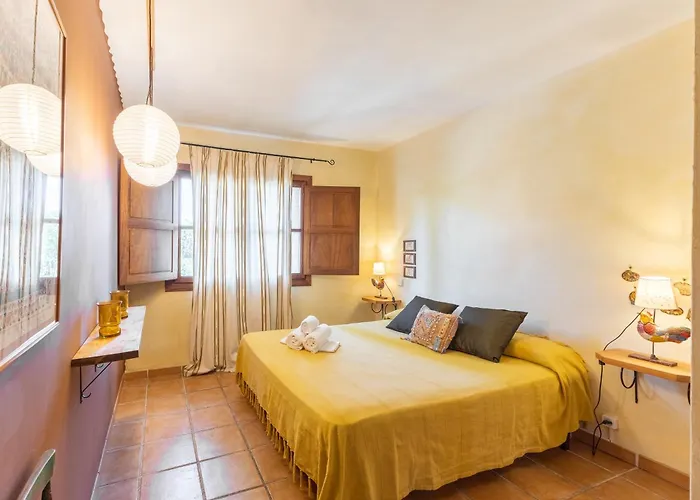 Country house Dalt La Figuera